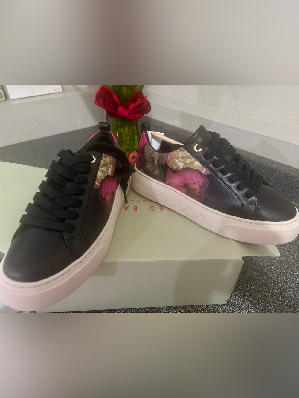 Ted Baker Emerson-001 Floral Sneakers | Black & Pink | Women’s US 8